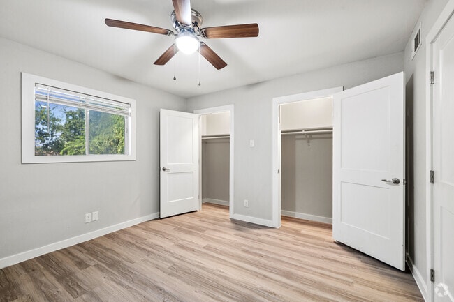 1BR, 1BA - 510SF - Bedroom - Primrose HAUS