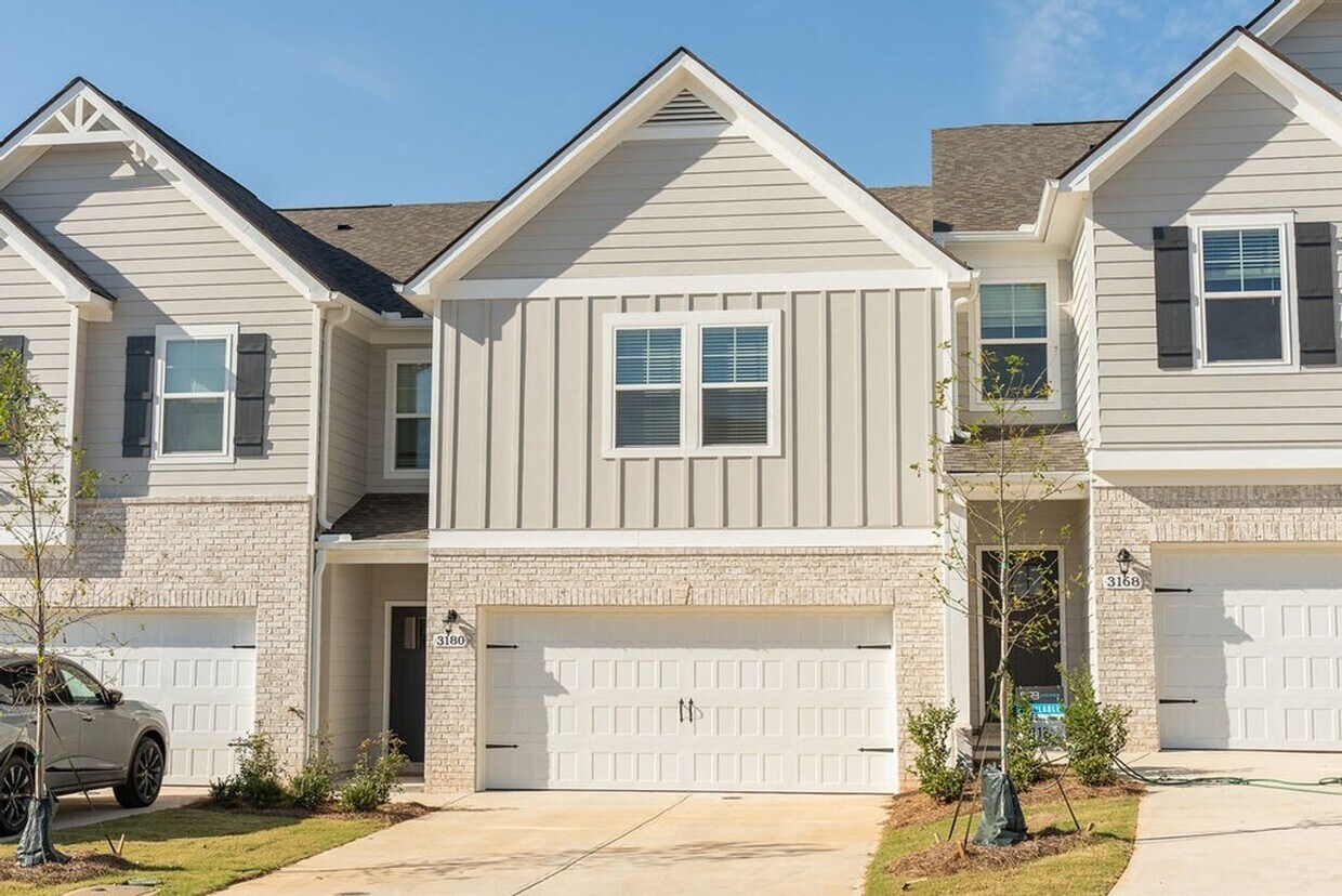 Primary Photo - Newly constructed 3 Bedroom Townhome in Op...