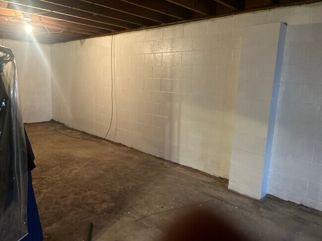Foto del edificio - 1801 N Gentry Ln