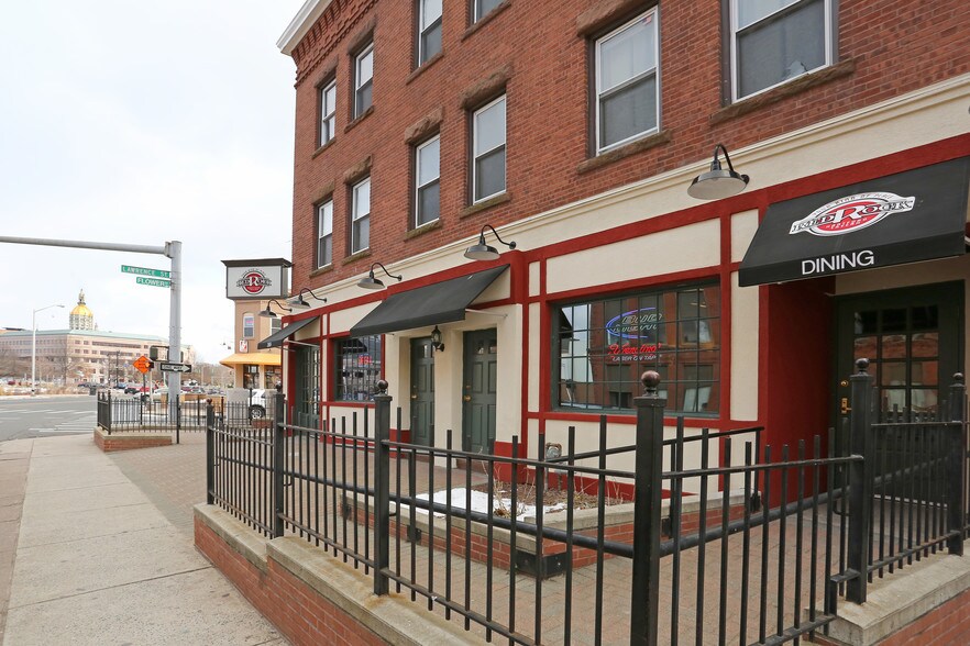 Frog Hollow 2 Bedroom Condos under 1,600 Hartford, CT