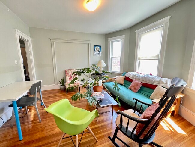 Foto del edificio - 86 Conwell Ave