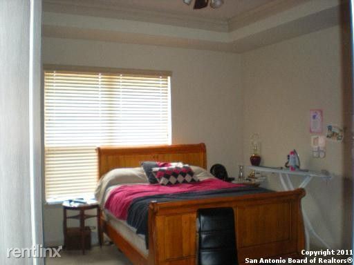 Building Photo - 906 Bobby Jones Dr