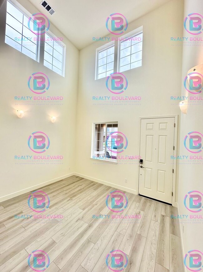 Foto del edificio - Modern Elegance: Stunning  New 4-Bedroom Home with Chef’s Kitchen & Dual Living Spaces