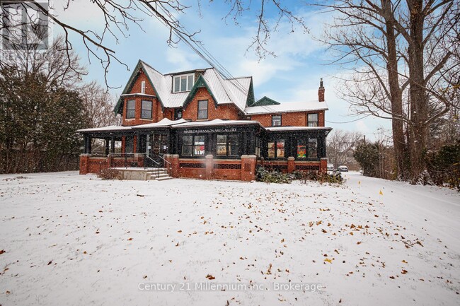 Building Photo - 637 Hurontario St