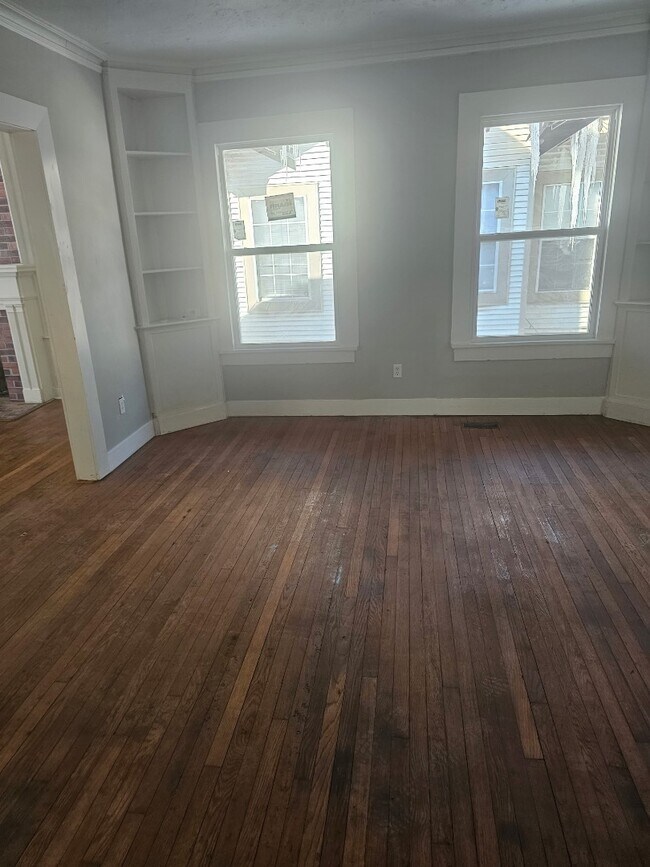 Foto del edificio - 123 Division Ave