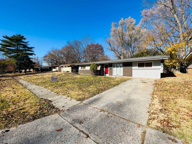 Foto del edificio - 3-Bed with Bonus Room, Washer/Dryer, and b...