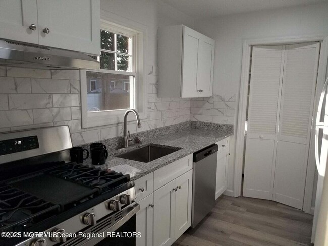 Foto del edificio - 582 Sica Ln