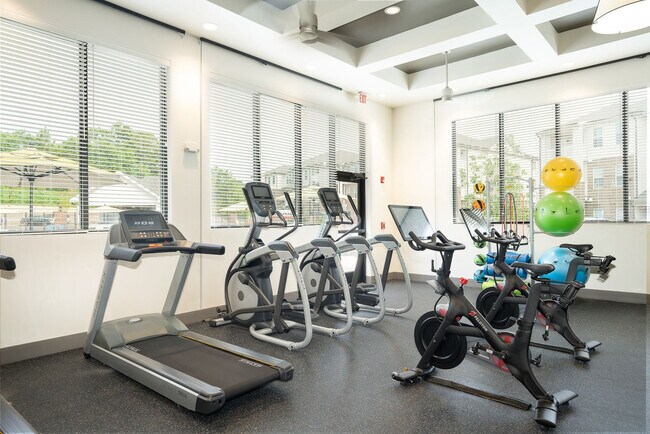 Foto del edificio - 807 Creekside Terrace Way
