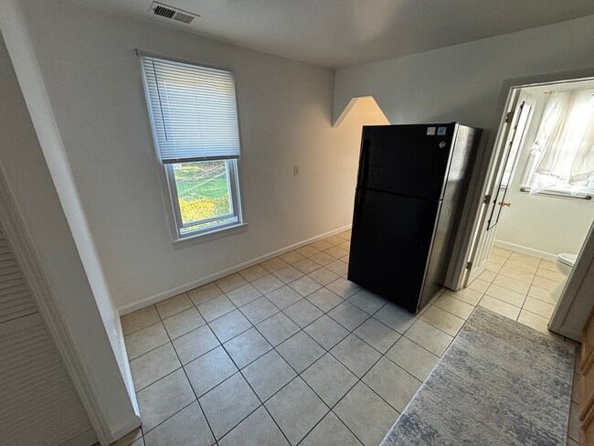 Building Photo - 20786 Helle Ave