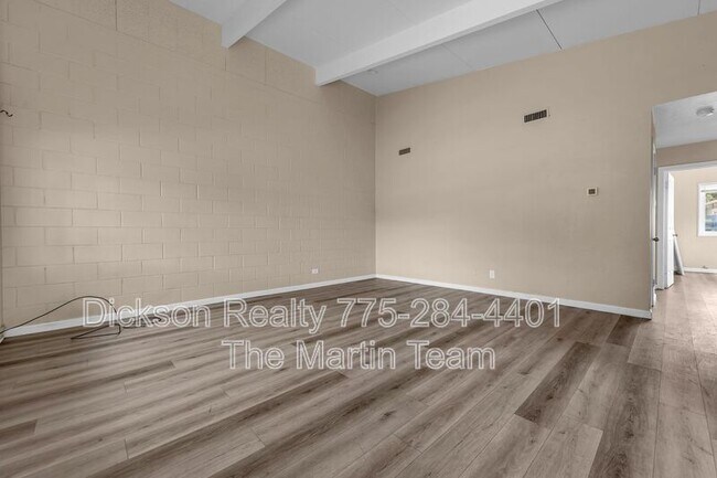 Foto del edificio - 12100 Himalaya St