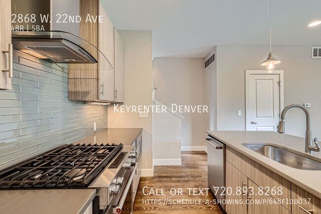 Building Photo - Gorgeous 4 Bed 4.5 Bath Townhome in Jeffer...