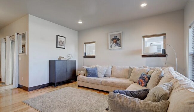 Foto del edificio - Well-kept Townhome for Rent in Bozeman! Near Parks, Schools and Trails.