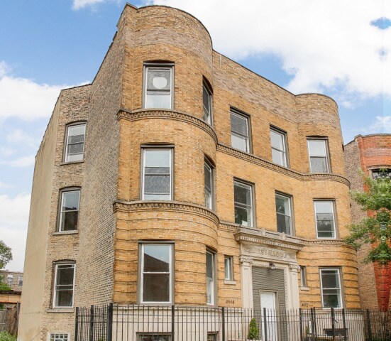 Primary Photo - 4514 S Calumet Ave