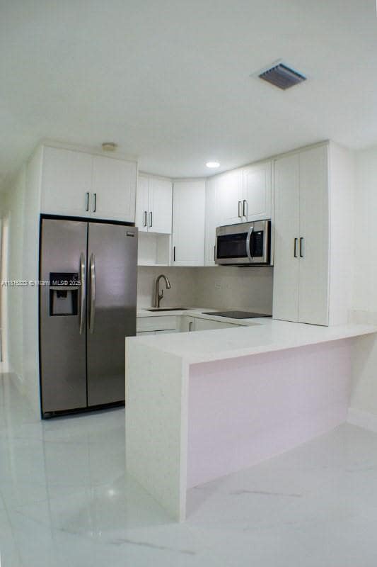 Building Photo - 2638 SW 30th Ct