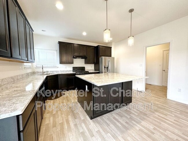 Building Photo - 353 Juanita McKee Dr