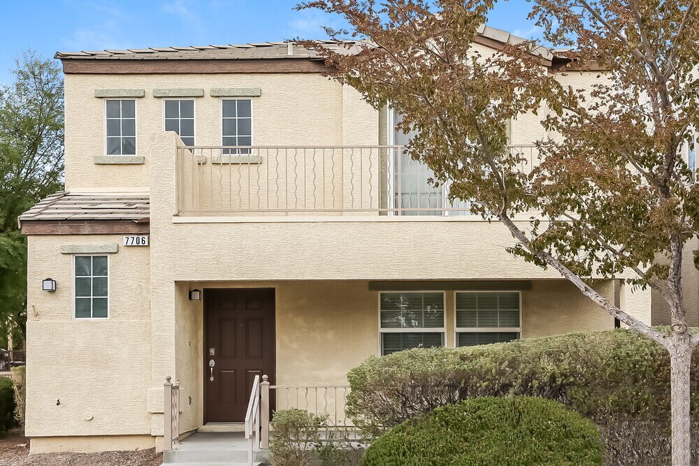 Primary Photo - 7706 Unicorn Tapestry Ct