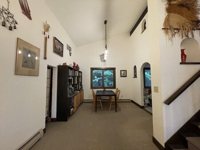 Building Photo - 4421 Lake Morey Rd