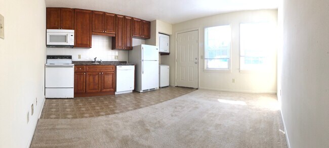 Foto del edificio - 400 Knight Dr