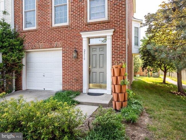 Building Photo - 2510 Terra Cotta Cir