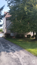 Building Photo - 18523 Chagrin Blvd