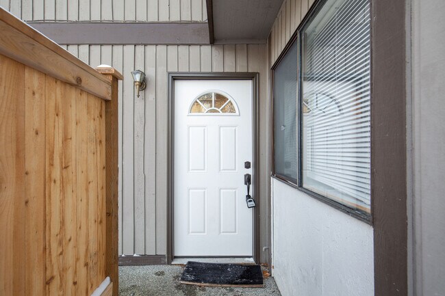 Foto del edificio - 303 SW 112th St