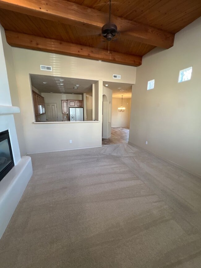 Foto del edificio - Desert Ridge 2/BD 2.5/BA 1/CG 1500/sf Townhouse
