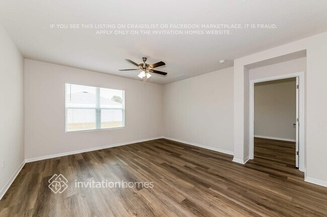 Foto del edificio - 8017 Majestic Palms Ct