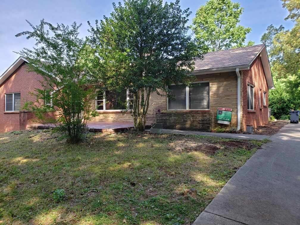 Primary Photo - 6201 Lonas Dr