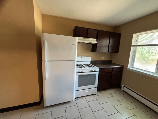 Foto del edificio - 701 spruce Ct