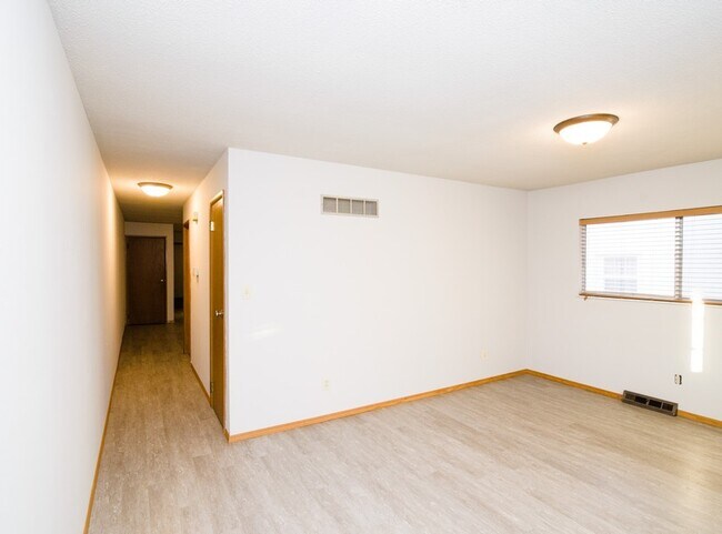 Foto del edificio - 1406-1408 W Main St
