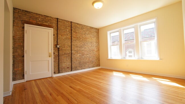 Foto del edificio - 3008 N Whipple St