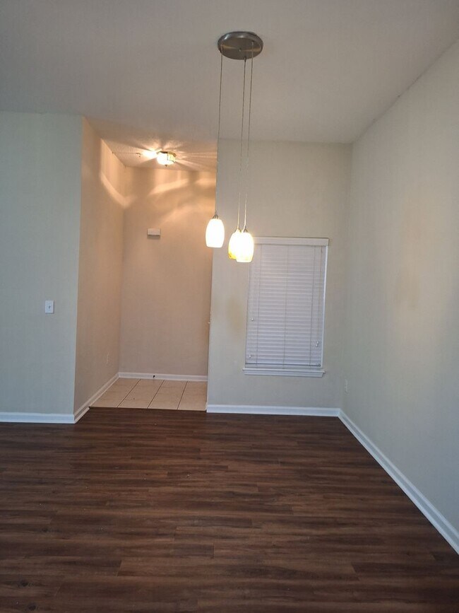 Foto del edificio - 7061 Snowy Canyon Dr