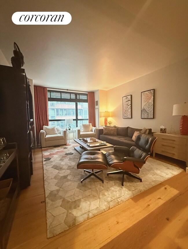 Foto del edificio - 540 W 28th St