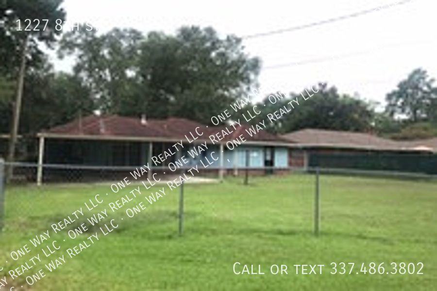 Foto principal - Large 2/2 Home Lake Charles