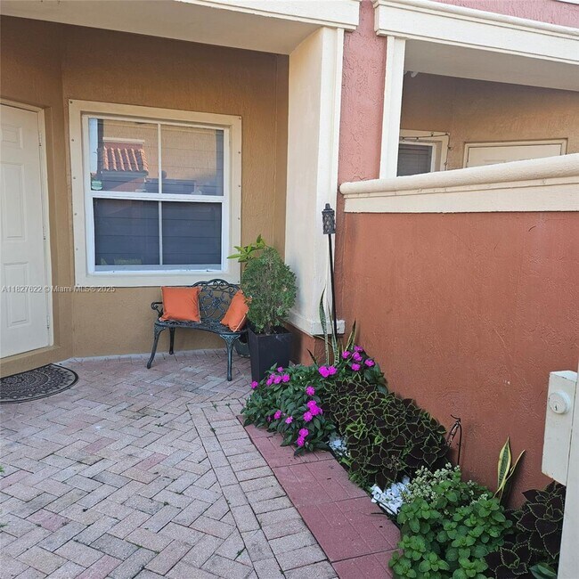Foto del edificio - 11479 NW 60th Terrace