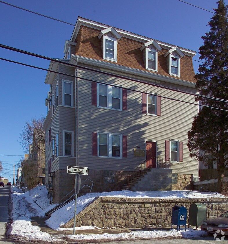 Foto del edificio - 446 Whipple St