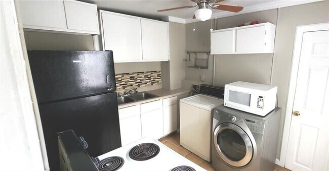 Foto del edificio - 66 Chester Ave SE