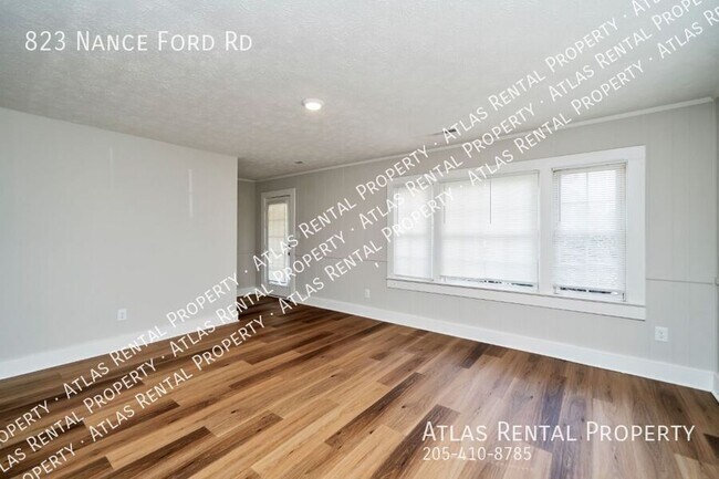 Foto del edificio - 823 Nance Ford Rd SW