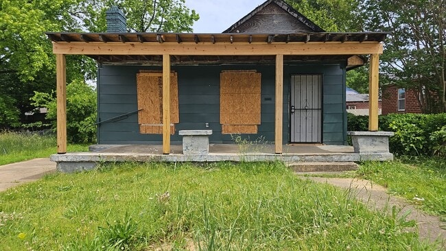 Photo - 808 Dallas St House