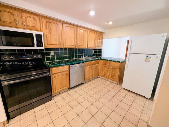Foto del edificio - 6763 SW 140th Ave