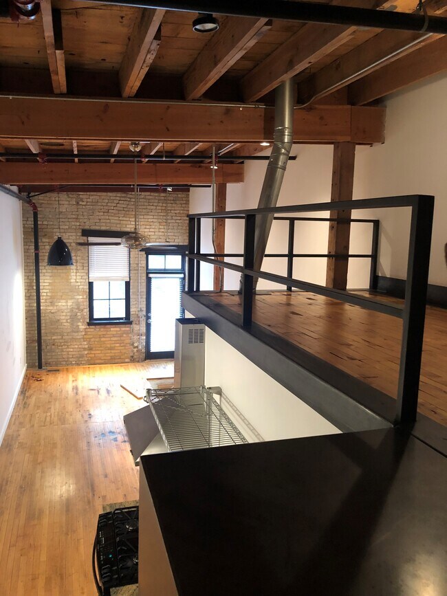 Foto del edificio - 346 Pierpont Ave