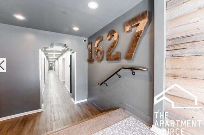 Foto del edificio - 1627 N Humboldt Blvd