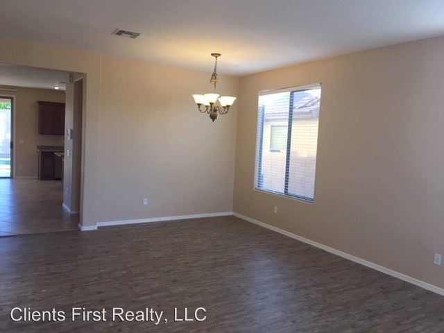 Building Photo - 4 br, 2.5 bath House - 29525 N Smokey Lane