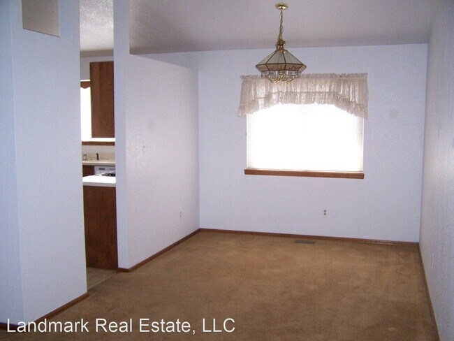 Foto del edificio - 4 br, 4 bath House - 2205 Parliament Drive