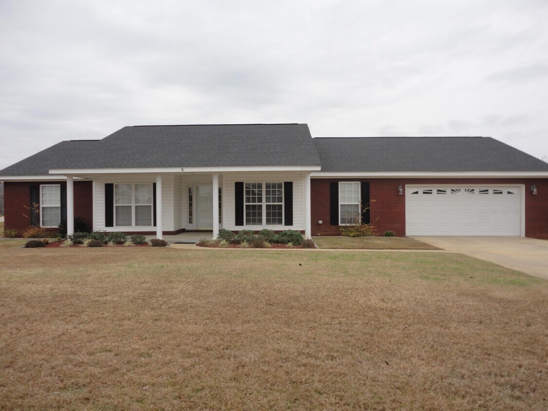 Primary Photo - 203 Daphne Dr