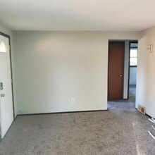 Building Photo - 3026 Sterling Rd