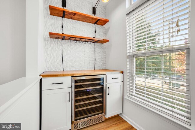 Foto del edificio - 3603 Madison Ln