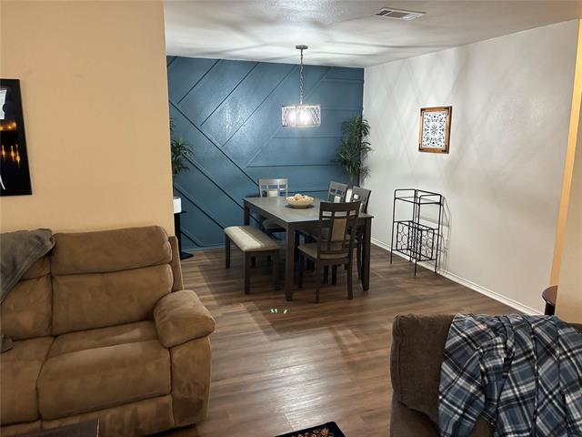 Foto del edificio - 509 Crowley Rd