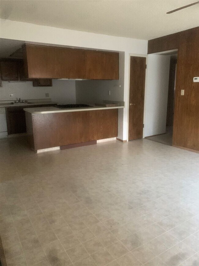 Foto del edificio - Available Now