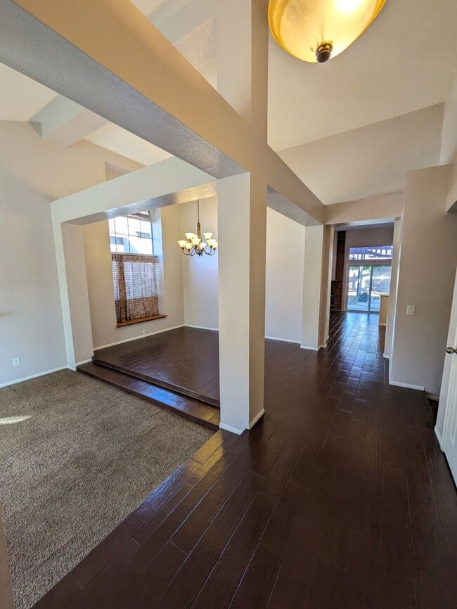 Foto del edificio - 3 Bedroom 2 bath home Minutes away from Ra...